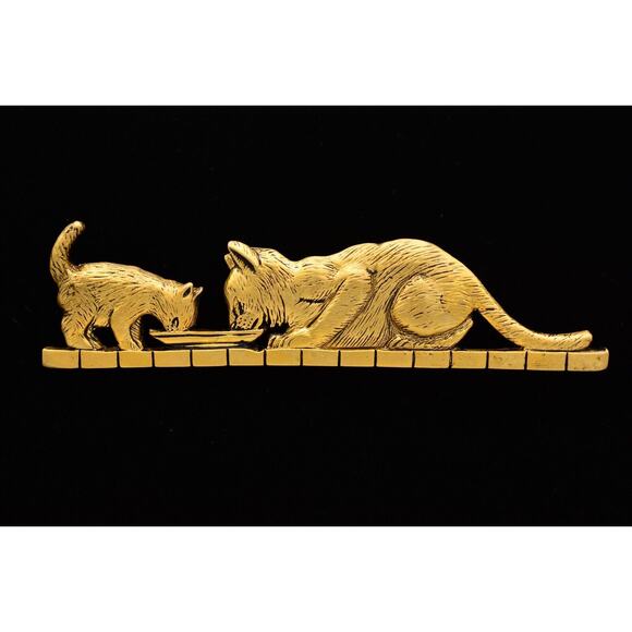 Vintage Cat Pin Brooch Kitten Brushed Antiqued Gold Eating Drinking AS IS BinAH - Picture 1 of 12
